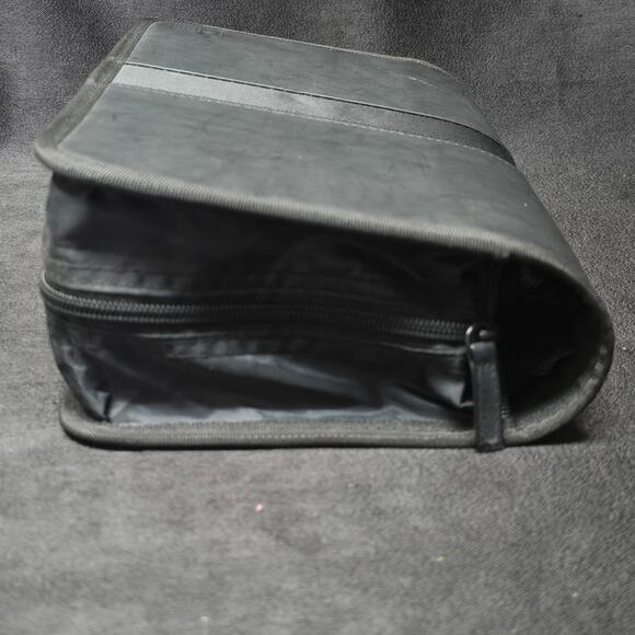 Case Logic Black CD Carrying Case Holds 112 DVD CD Music Movies - Picture 4 of 11